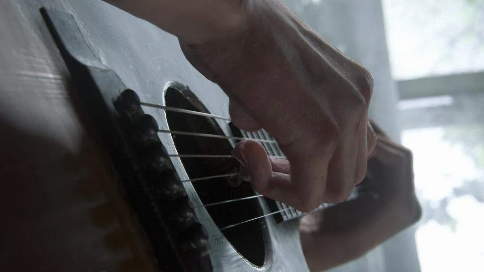 Sony, The Last Of Us PS4, Édition Standard, 1 Joueur, Version Physique avec CD, En Français, PEGI 18+, Jeu pour PlayStation 4