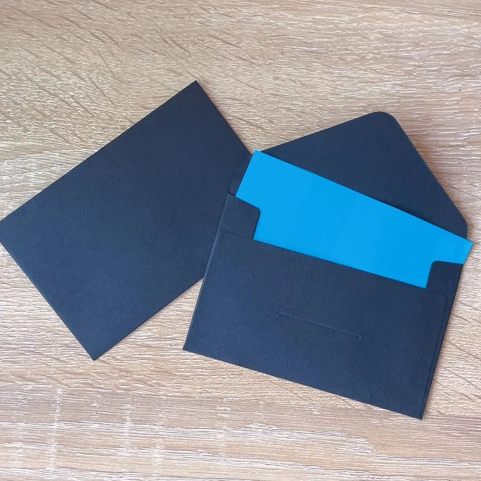 WYAN Buste di Carta Kraft 80 Pezzi 10,5x6,8cm Nero Busta Ribaltabile Classica per Biglietti Auguri Inviti Matrimonio Compleanno
