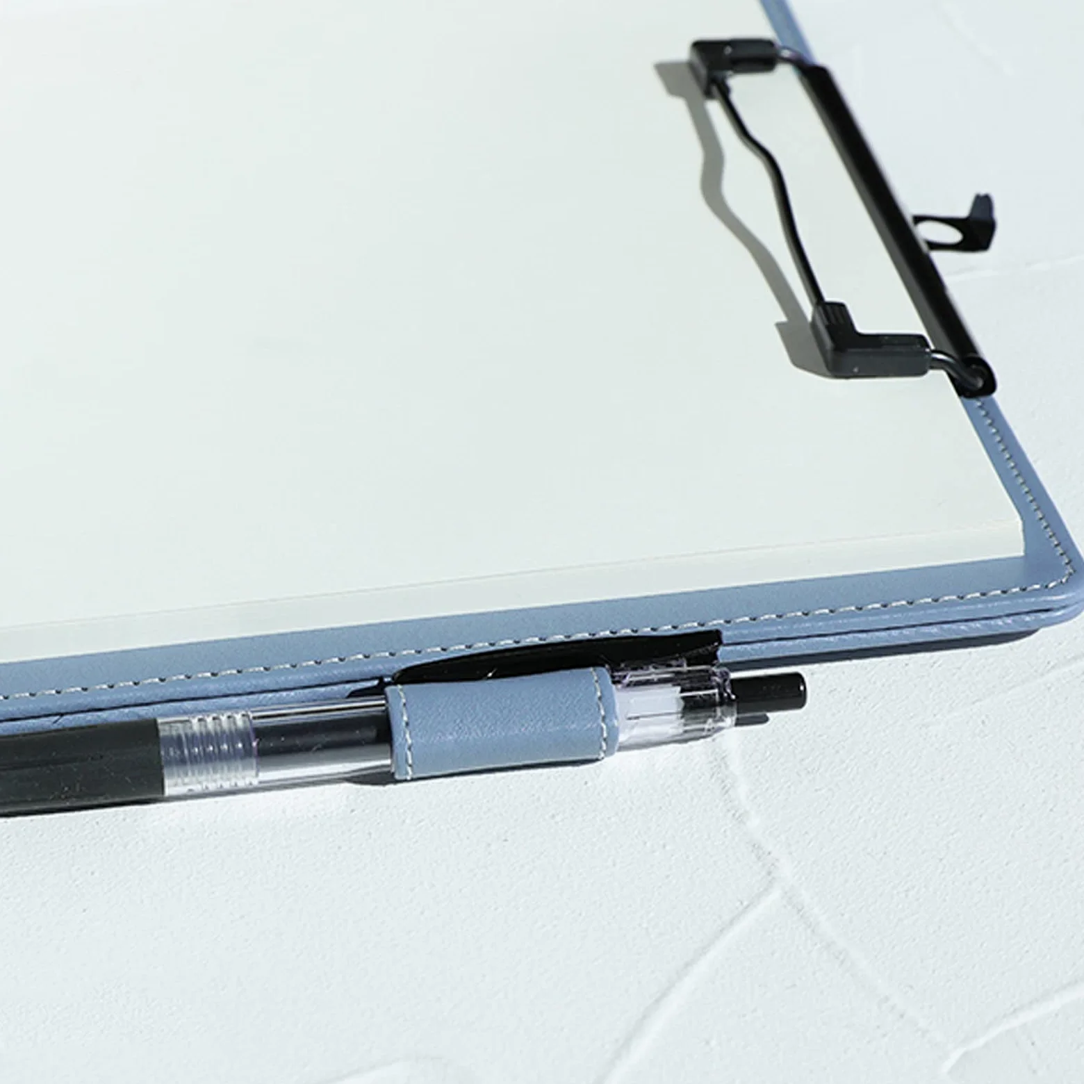 Liudan Portablocco Appunti A4 e Letter-Sized con Clip di Metallo File Ordinamento dei collettori con Ganci telescopici Scrittura della Cartella da Scrittura (2 Confezioni) Clipboard Portablocco