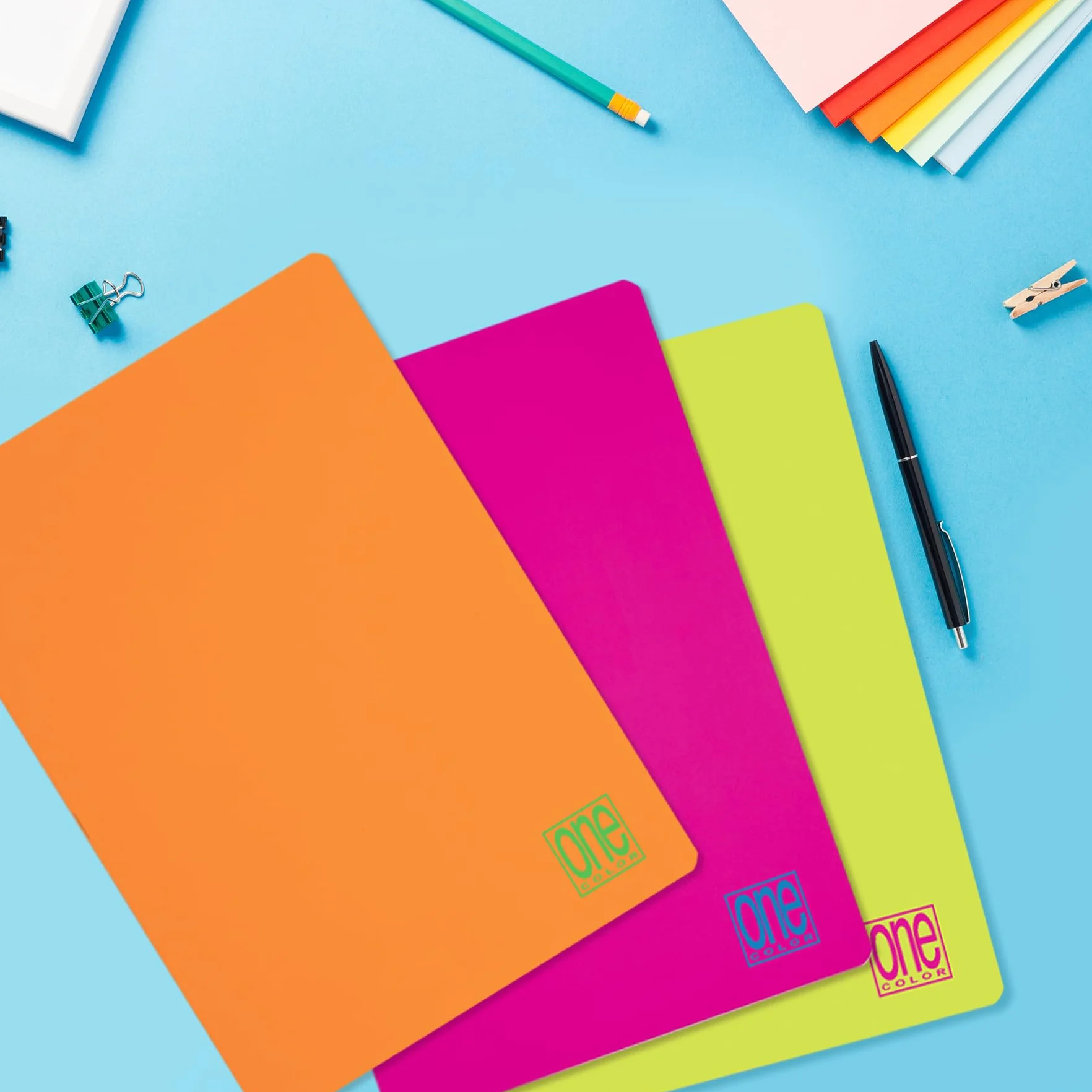 Blasetti One Color FLUO Quaderno A4 Maxi 10 Pezzi Carta 80gr Rigatura 5M Quadretti 5mm