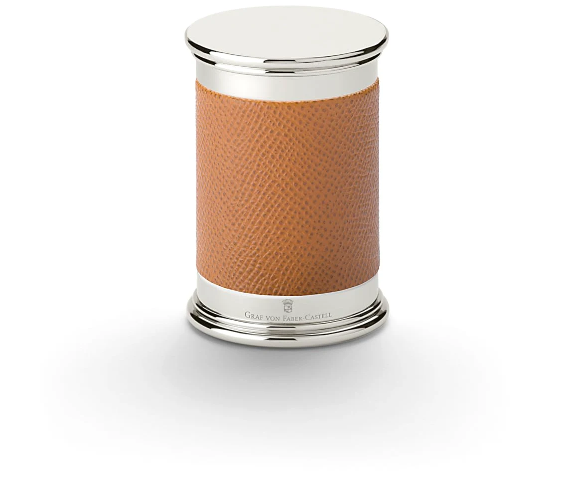 Graf von Faber-Castell - Temperamatite con contenitore Epsom color cognac | Elegante temperamatite in scatola con pelle di vitello italiana, parti metalliche platinate e lama sostituibile