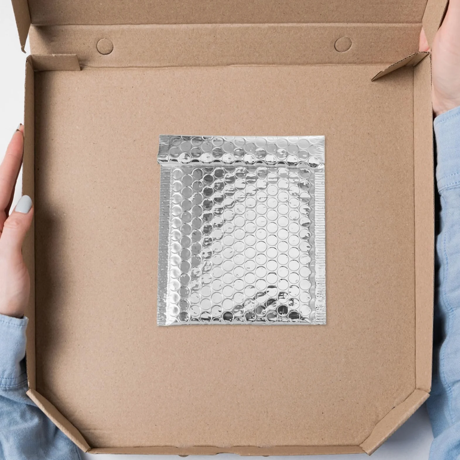 Buste Spedizione Argento 100 Pezzi Makrofol Autorelanti | Formato per Piccoli Oggetti, Adatte a Negozi e Confezionamento, Consente Affrancatura Postale