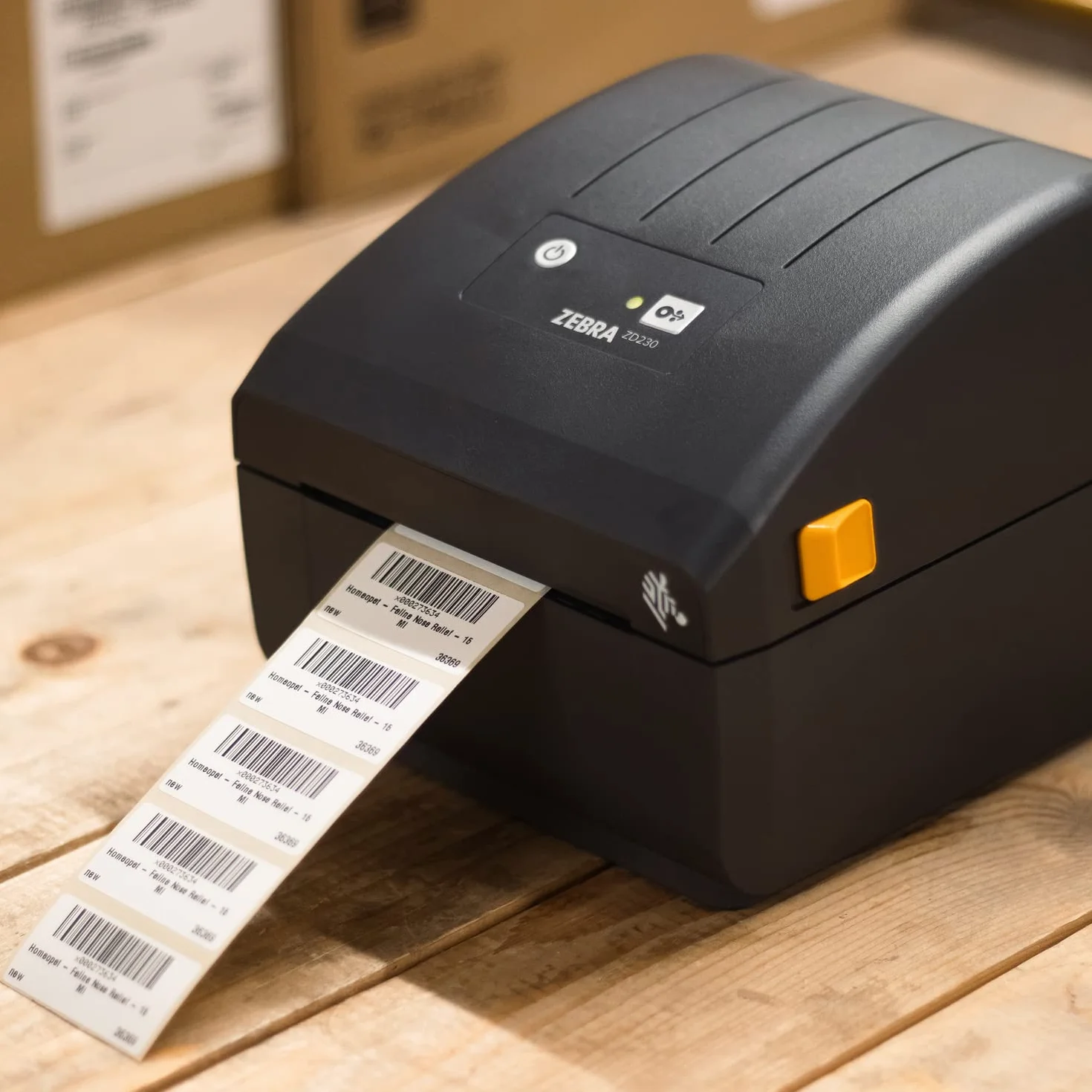 Zebra Stampante termica diretta ZD230-4 pollici Desktop Stampante - Connettività USB ed Ethernet - Adatto per applicazioni di logistica, produzione di luce, vendita al dettaglio e assistenza sanitaria