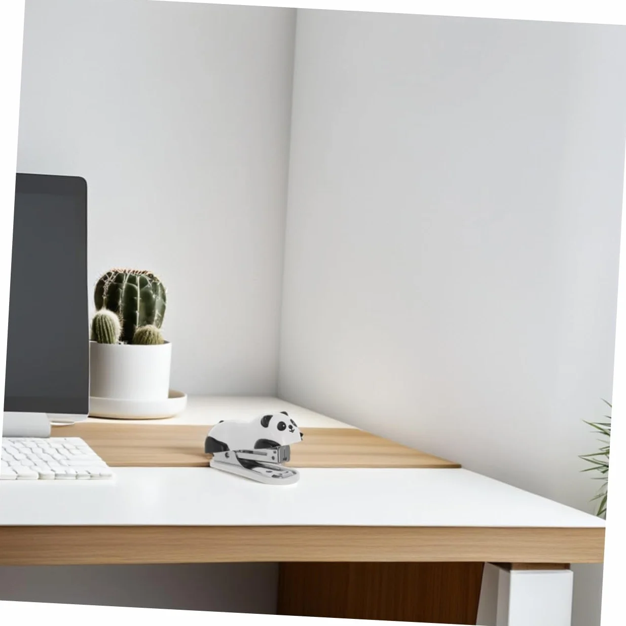 15 Pezzi Mini Cucitrice da Tavolo Forma Panda Spillatrice Portatile Piccola per Ufficio Scuola e Casa Design Carino e Funzionale per Scrivania