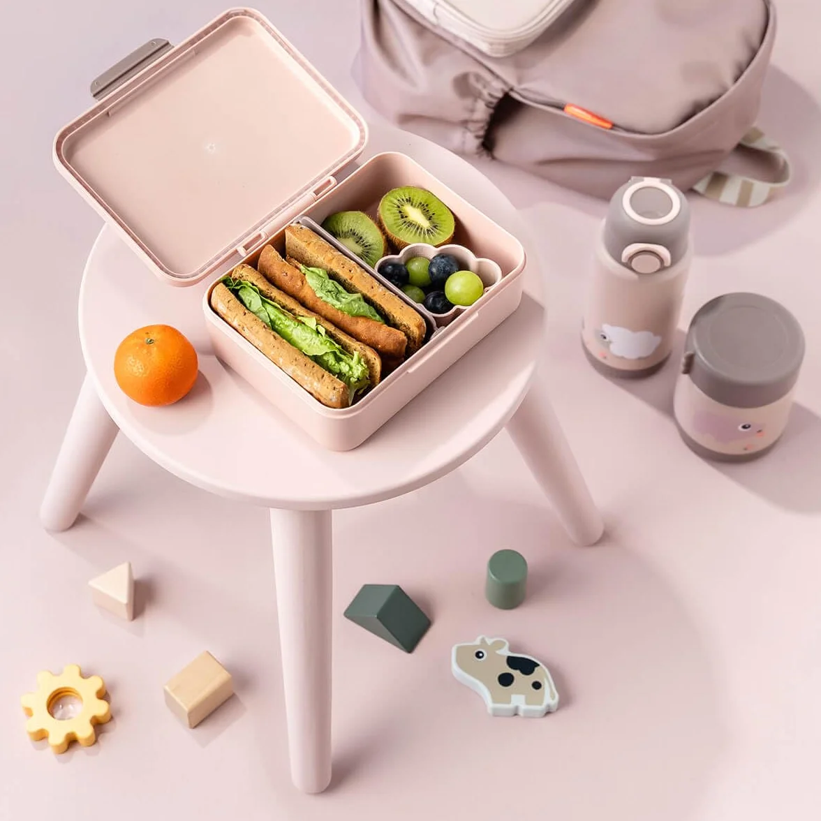 Done by Deer Contenitore per il pranzo con divisorio Tiny farm Rosa