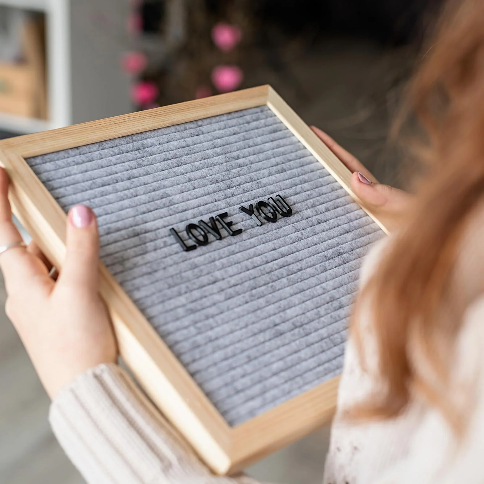 PATIKIL Letter Board da 3/4 Pollice, Solo Lettere, 7 Pz 1029 Lettere in Feltro per Letter Boards Universali per Lavagna Lettere in Plastica Cambiabile, Bianco