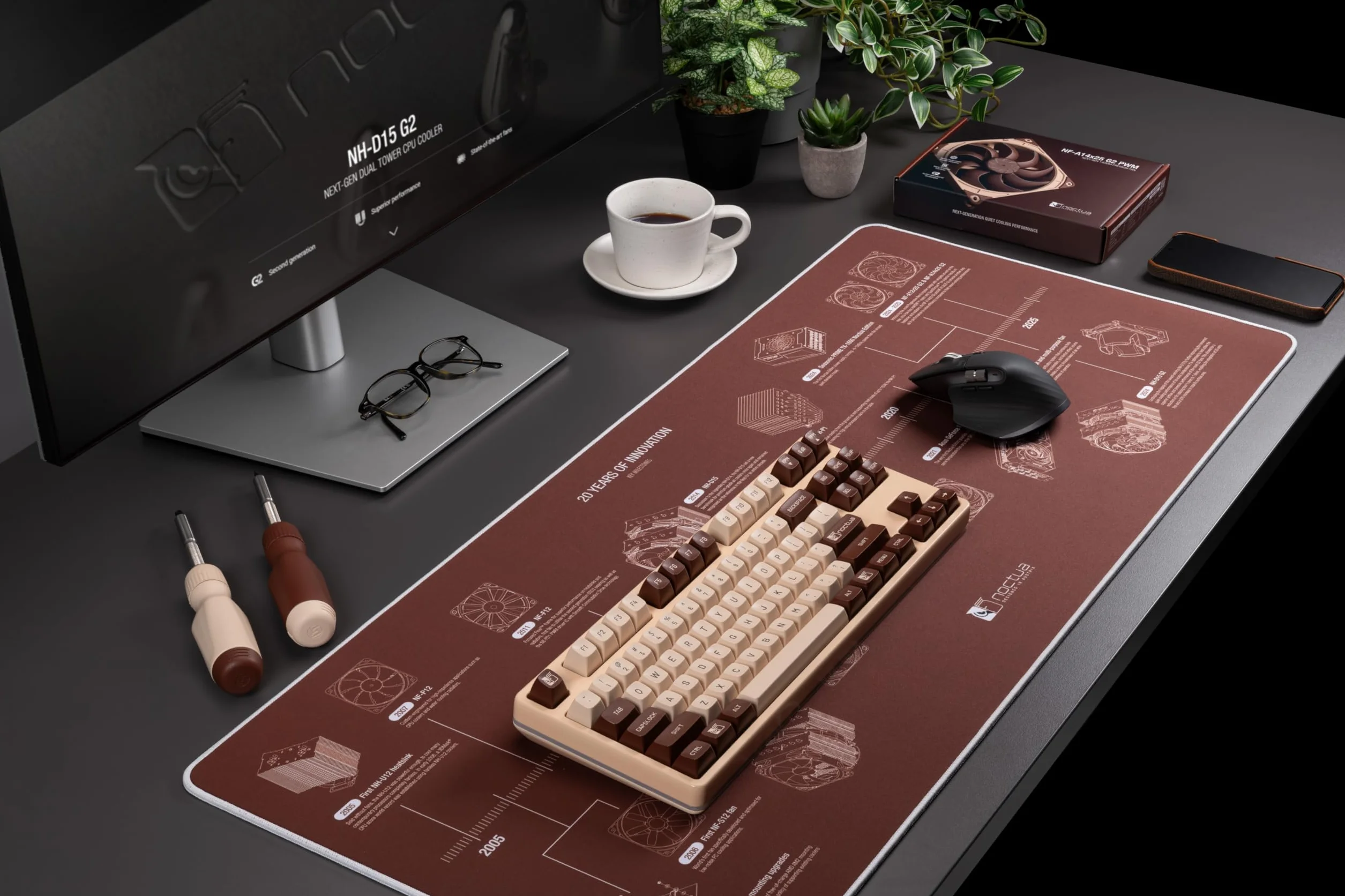 Noctua NP-DM3 Tappetino da Scrivania per il 20° Anniversario, 90x40 cm (Marrone)