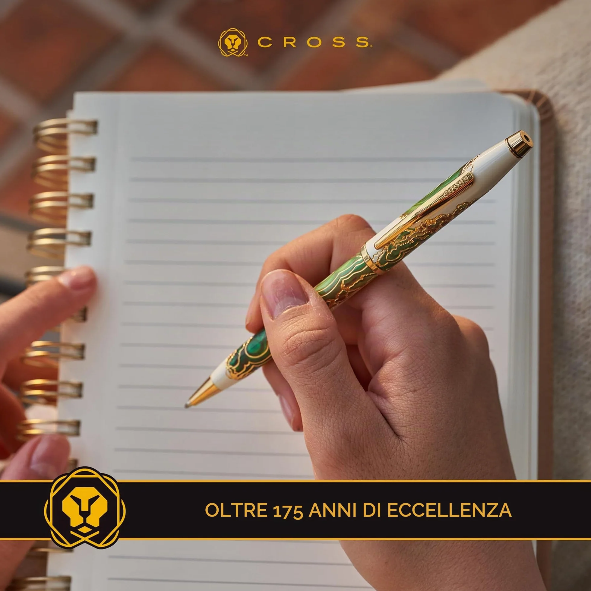 CROSS Wanderlust - Penna roller ricaricabile con tappo a scatto, in metallo, con appuntamenti placcati oro 23 carati, punta a sfera media, include confezione regalo premium e cartuccia nera, 1