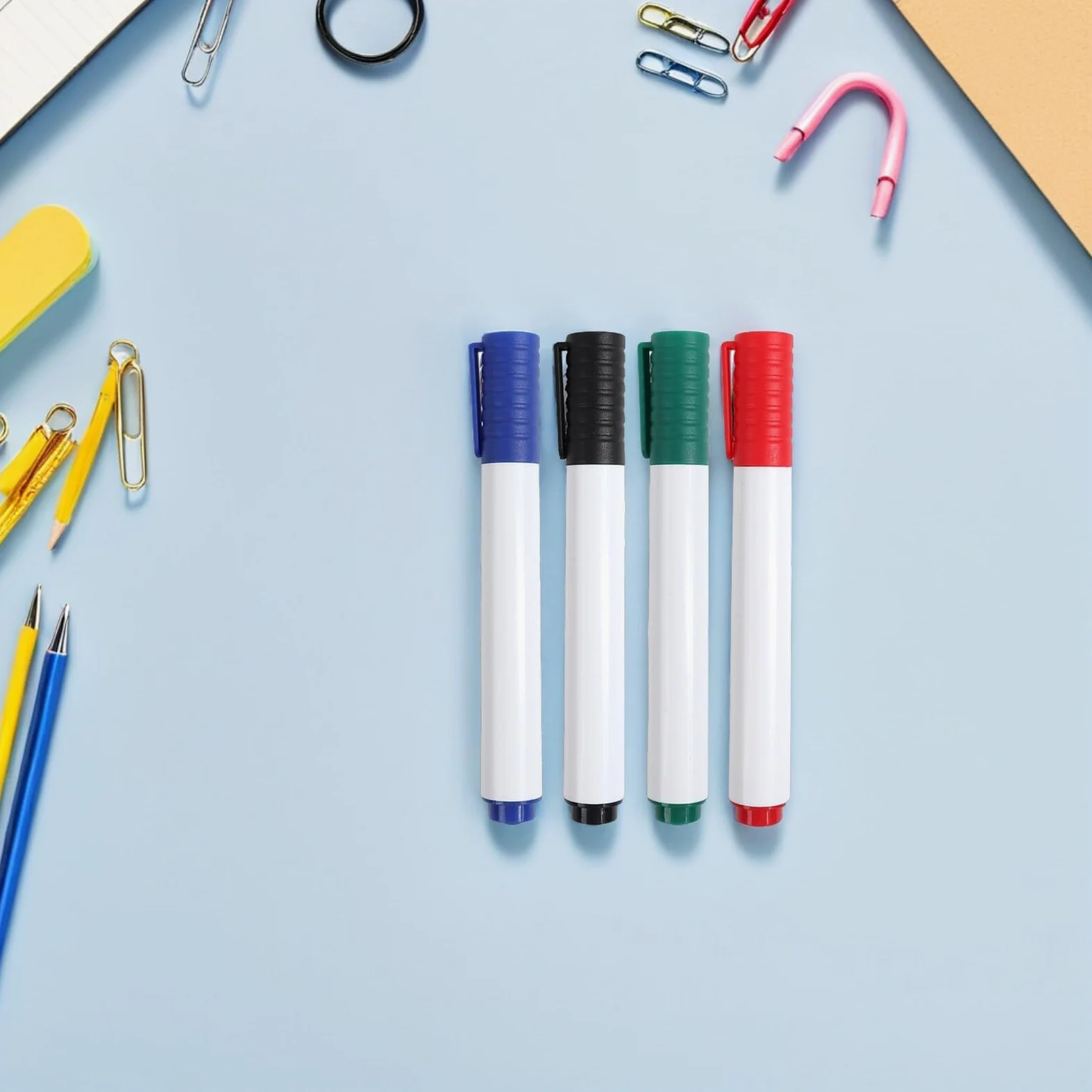 Pennarelli Cancellabili a Secco 24 Pezzi, Set 4 Colori per Lavagna Bianca, Vetro e Finestre, Pennarelli a Gesso Liquido Asciugatura Rapida per Scuole, Uffici e Ristoranti