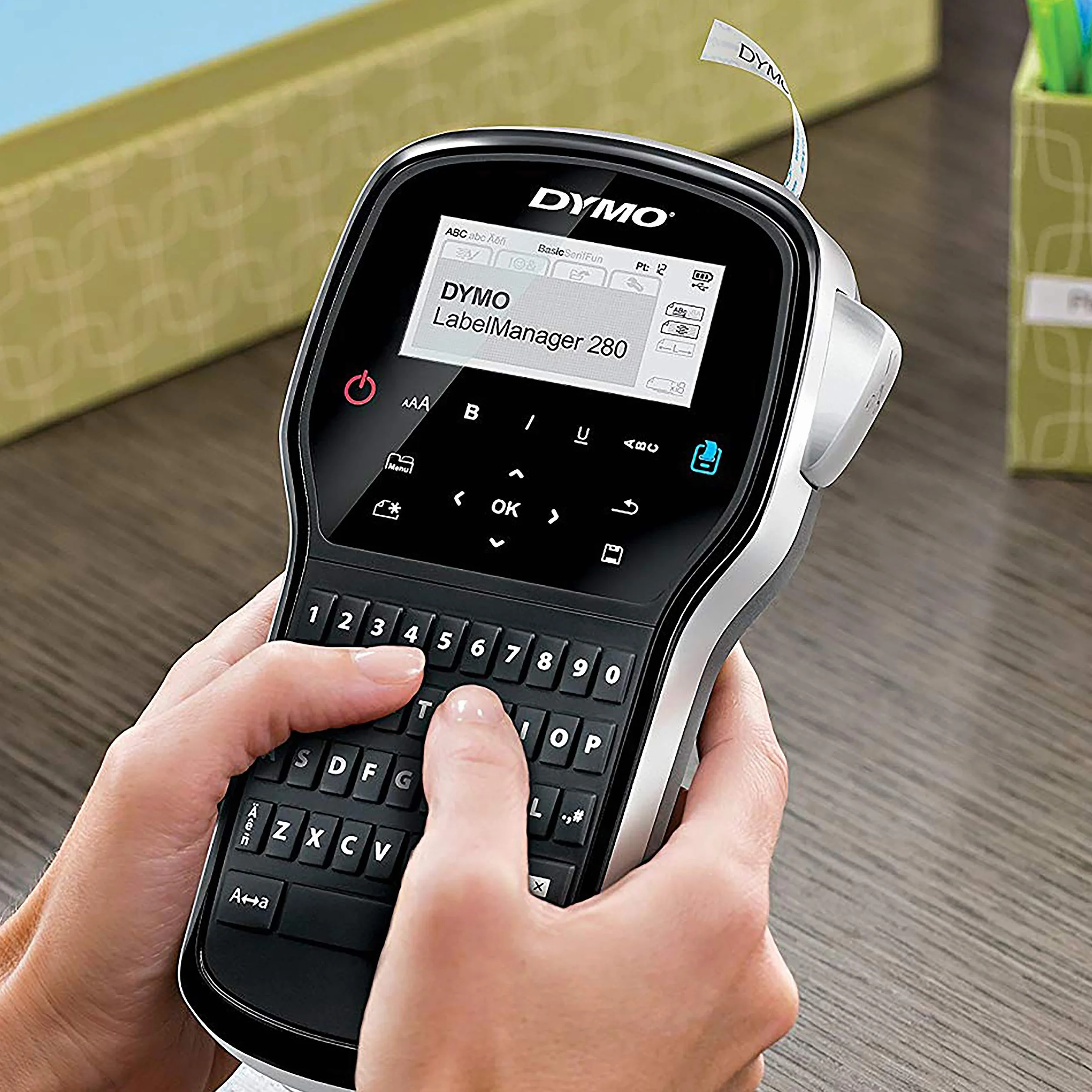 DYMO LabelManager 280 etichettatrice portatile ricaricabile tastiera QWERTY custodia nastri D1