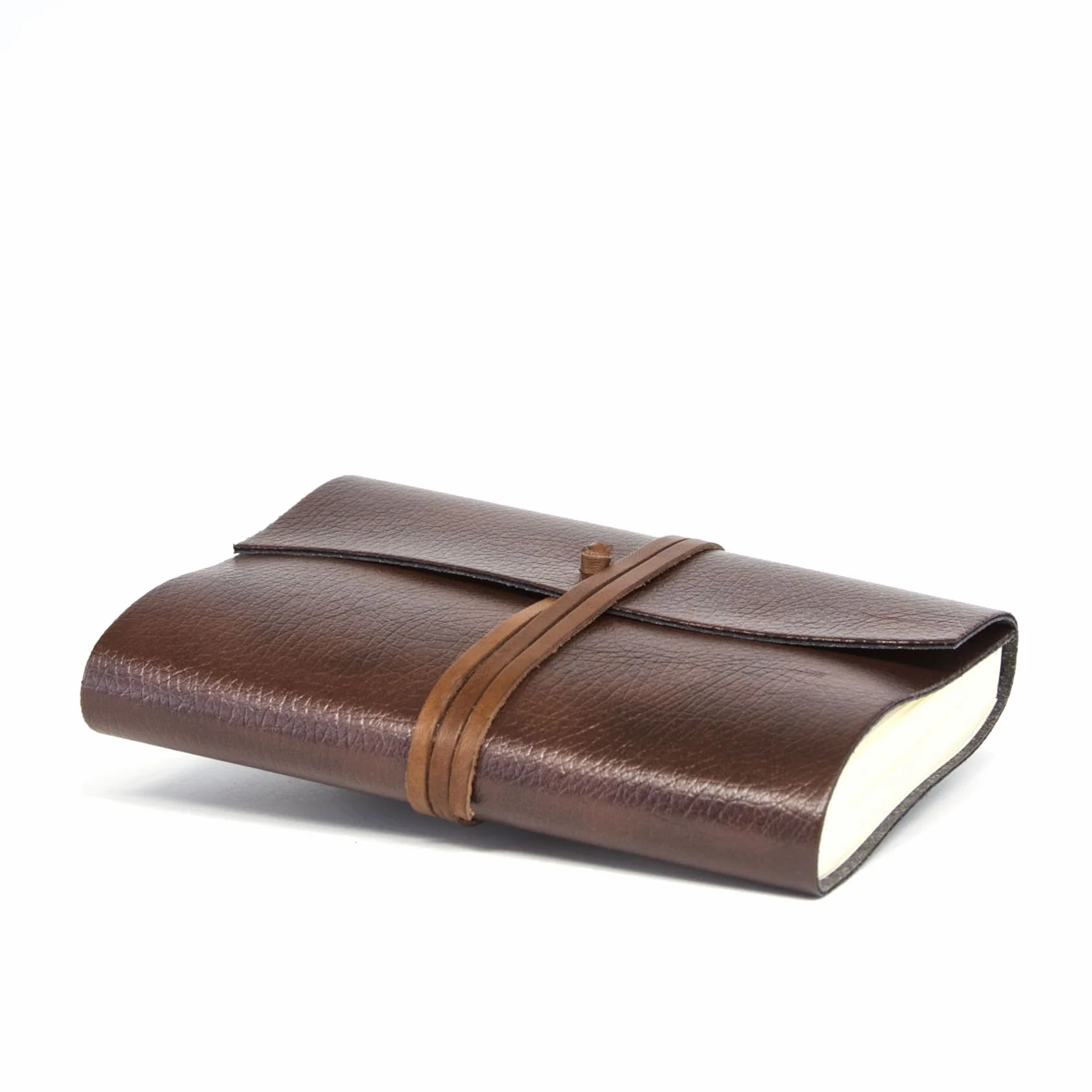 Belcraft Tivoli Diario/Taccuino in Pelle riciclata con Blocco Intercambiabile, Realizzato a mano da Artigiani Toscani, Include Scatola Regalo, A5 (15x21 cm) Marrone (Marrone)