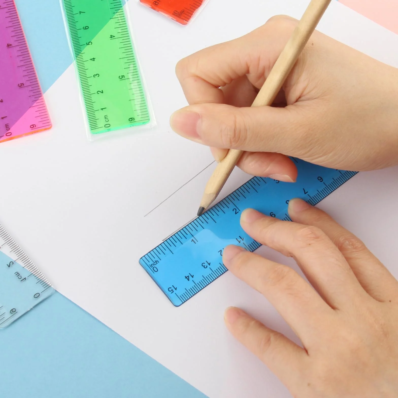 Righello 15 cm Trasparente in Plastica Flessibile Centimetri Pollici Piccolo Cartoleria Scuola Aula Ufficio