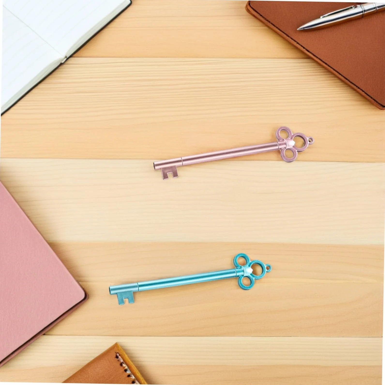 40 Pezzi 40 Penne a Sfera Gel a Forma di Chiave Blu e Rosa, Inchiostro Nero 0,5 MM, Set da 40 Pezzi, Accessori Cancelleria Retrò per Scuola e Ufficio, Regalo Creativo per Studenti