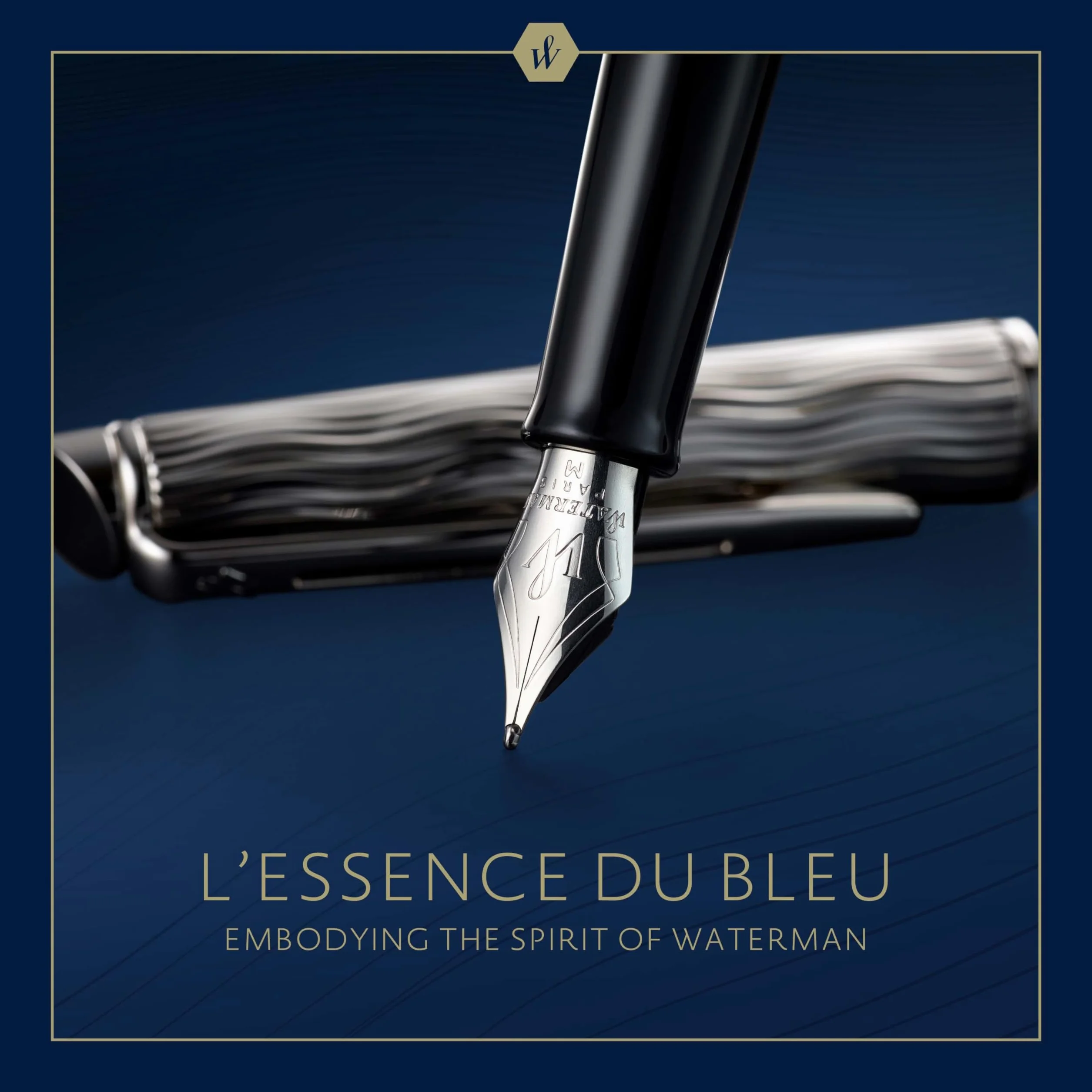 Waterman Hémisphère penna stilografica | Laccatura blu e metallo | Cappuccio cesellato | Pennino sottile in acciaio inossidabile | Inchiostro blu | Confezione regalo