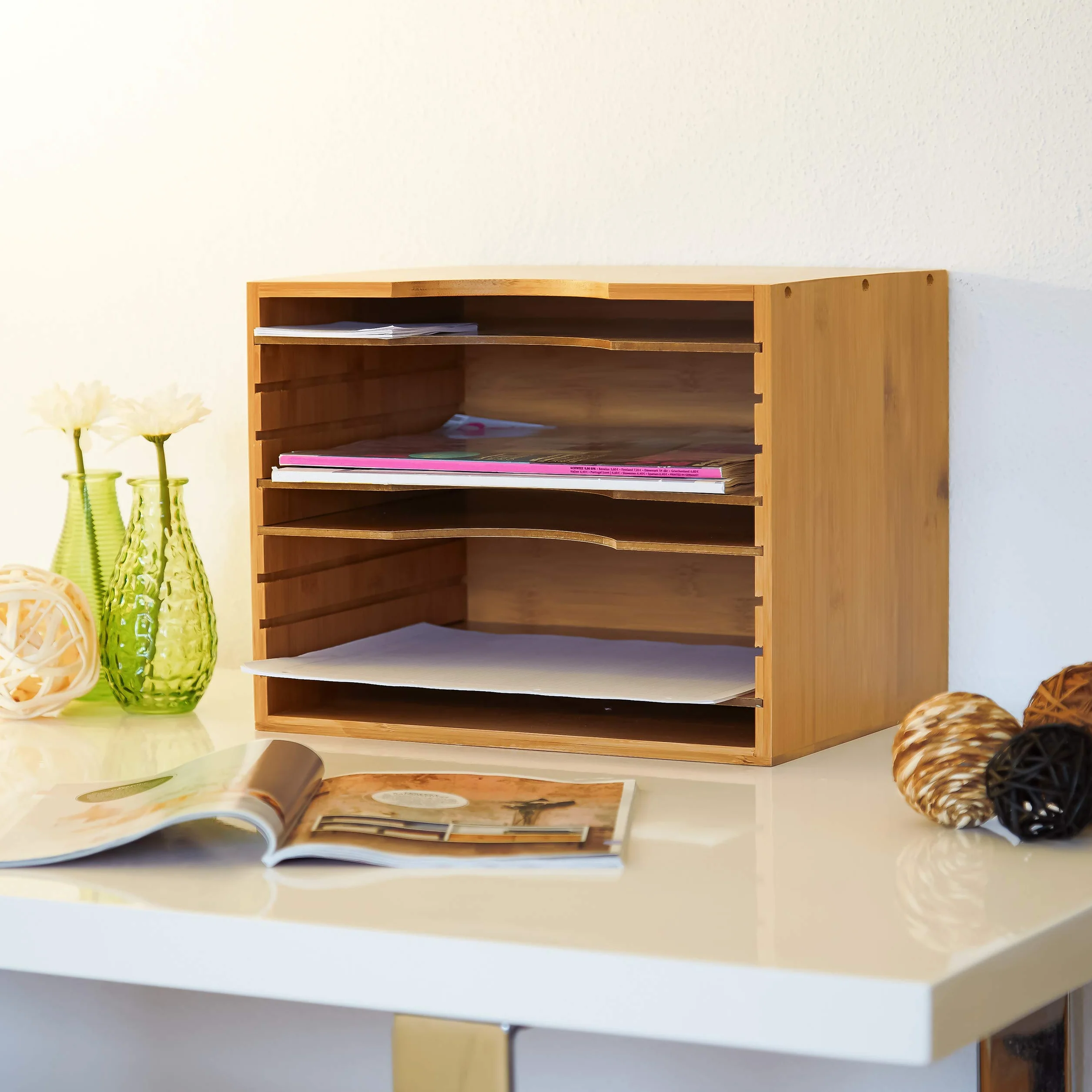 Relaxdays Organizer da Scrivania in Bambù, con 4 Scomparti, Portadocumenti, 26 x 33 x 24,5 cm, Naturale