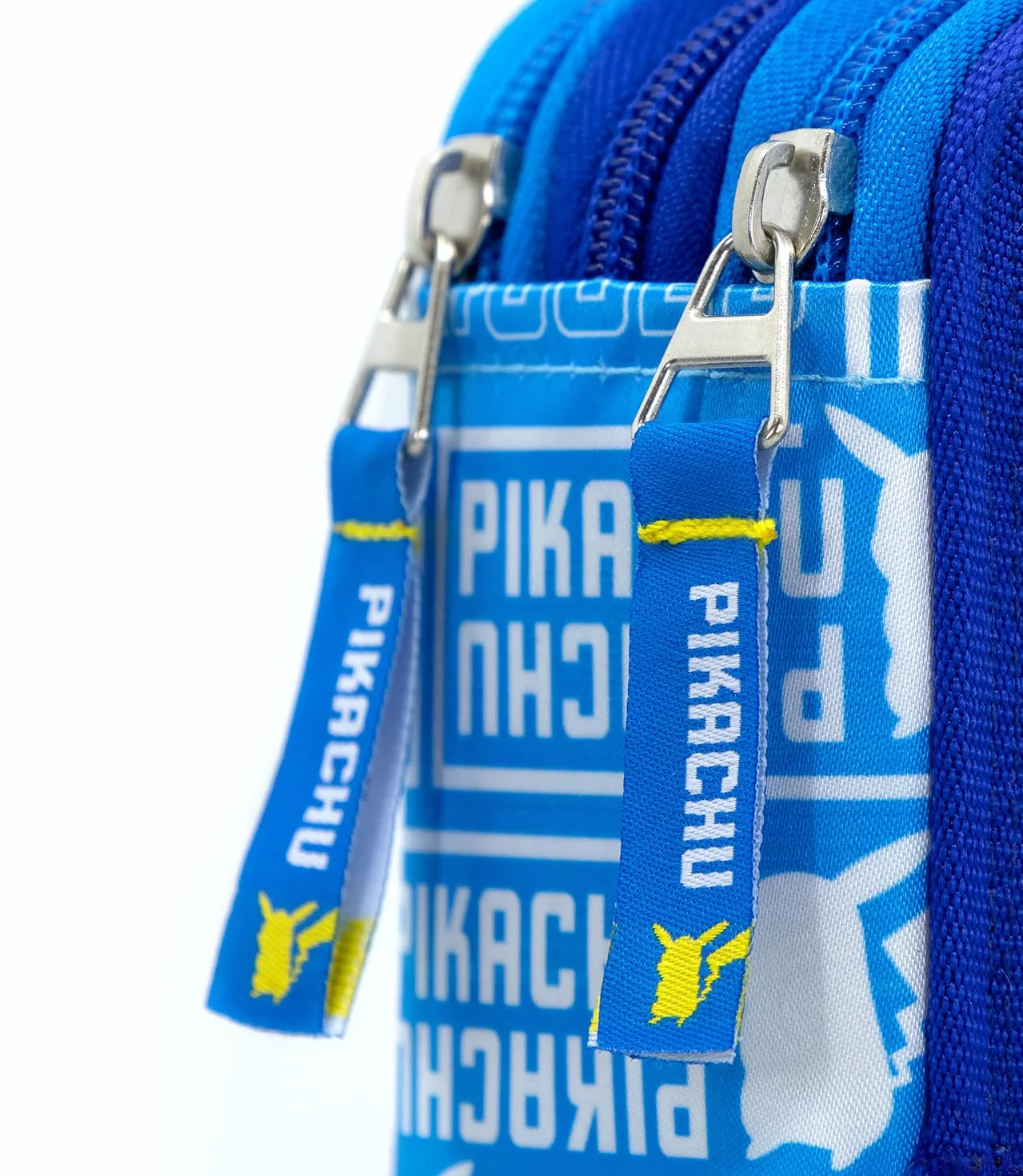Clondo Astuccio 3 Scomparti 45 Pezzi Per Pokemon Fan Blu e Giallo