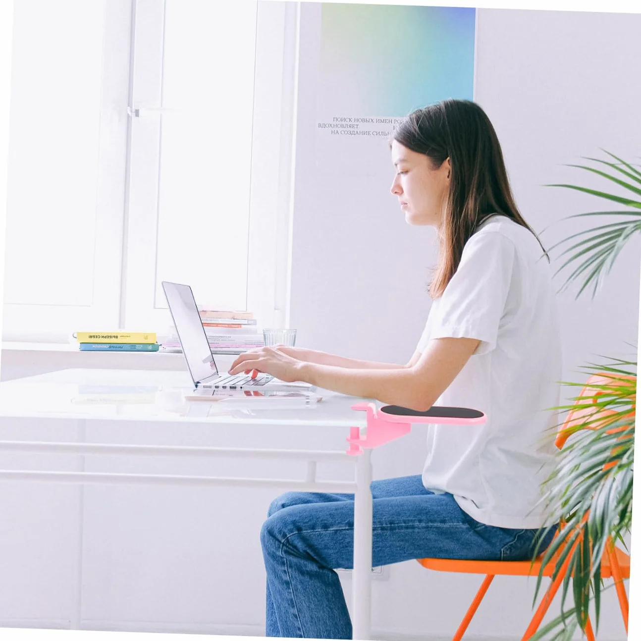 Poggia Polsi per Tastiera Ergonomico in Eva, Antiscivolo Rosa | Supporto Portatile per Computer, Riduce la Fatica della Mano, Adatto a Casa e Caffè