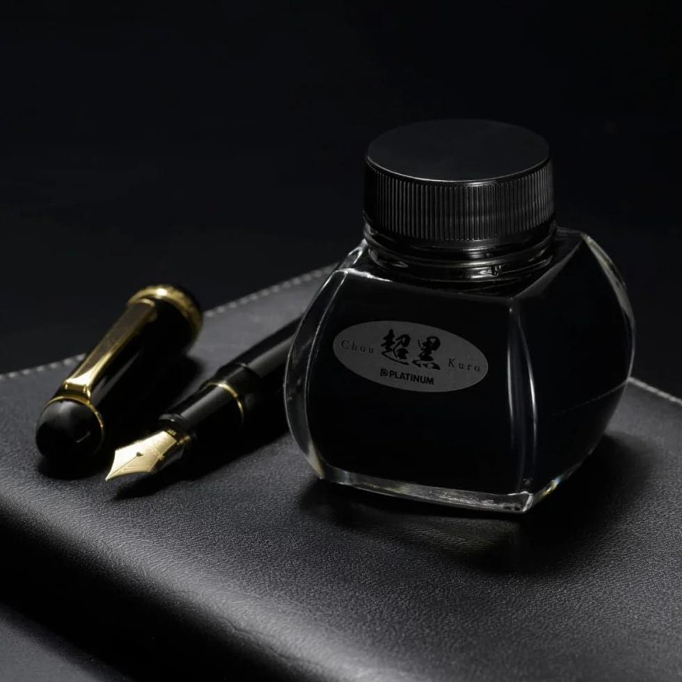 PLATINUM, Bottiglia di inchiostro - Carbon Black CHOU Kuro (60mL).
