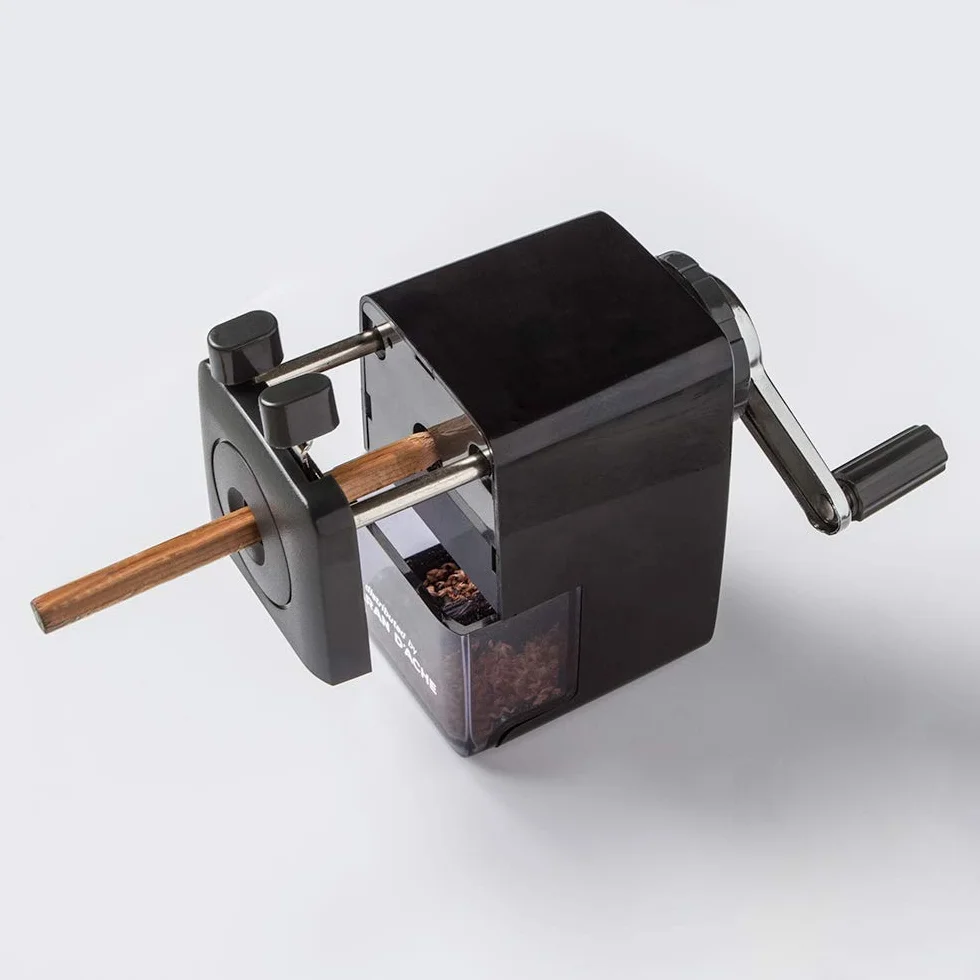 Caran d'Ache - Temperamatite in plastica con serbatoio, colore: Nero