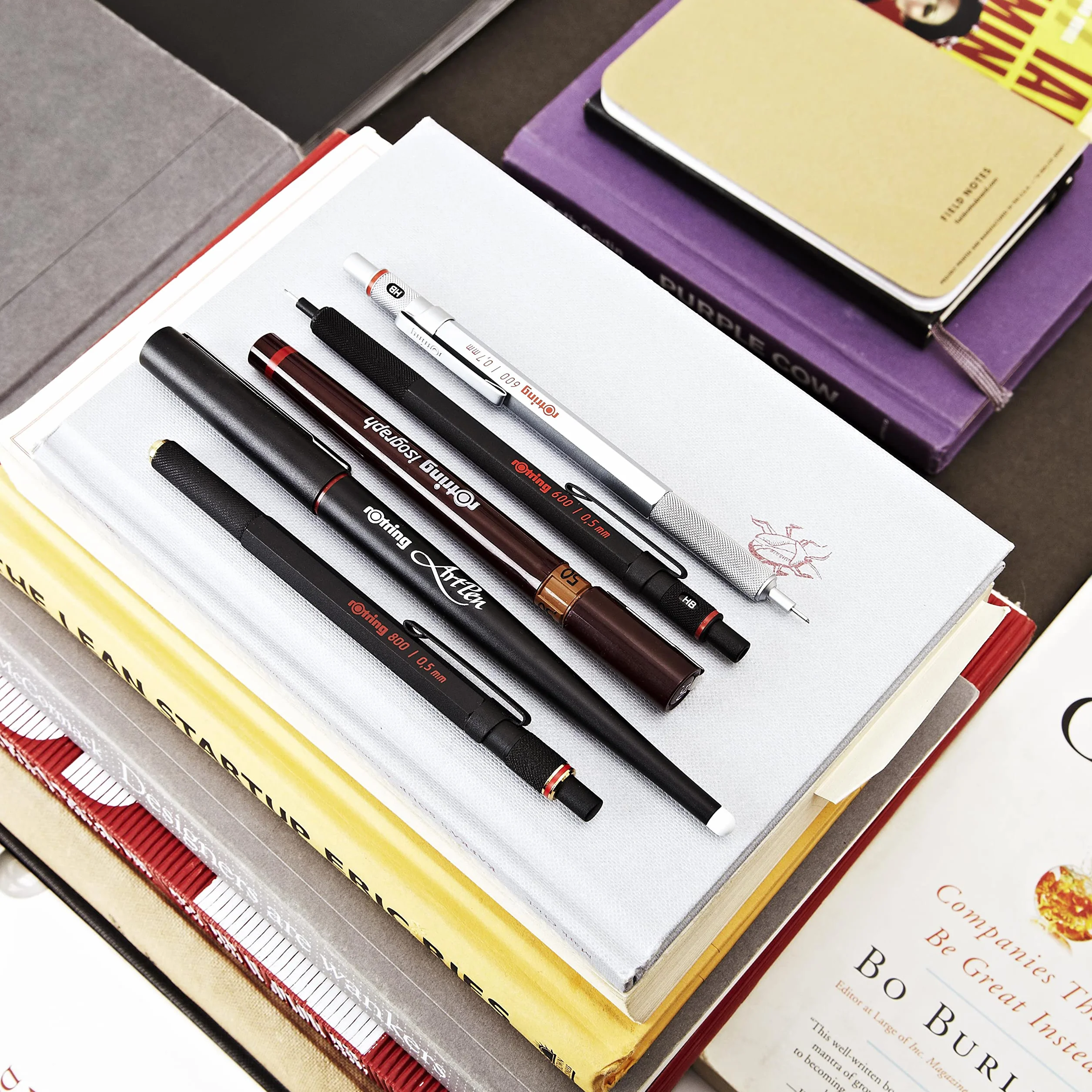rOtring 600 - Penna a sfera ricaricabile, punta media, Inchiostro Nero, Fusto rosso