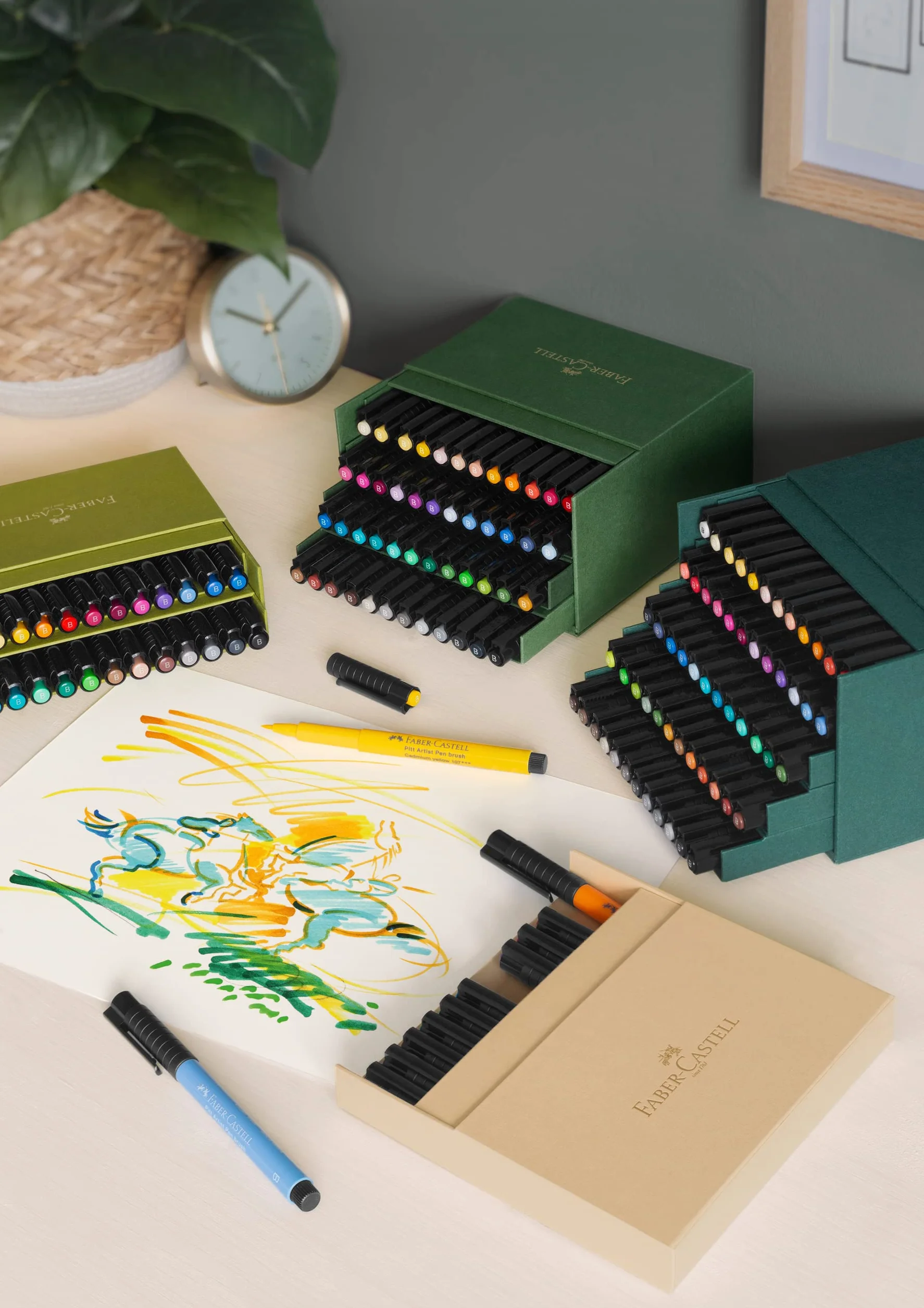 Faber-Castell 167193 Pitt Artist Pen, Scatola Studio di 60 Penne Con Punta a Pennello, Inchiostro Impermeabile E Resistente Alla Luce, Colori Permanenti Per Disegno E Schizzo, Per Adulti E Artisti