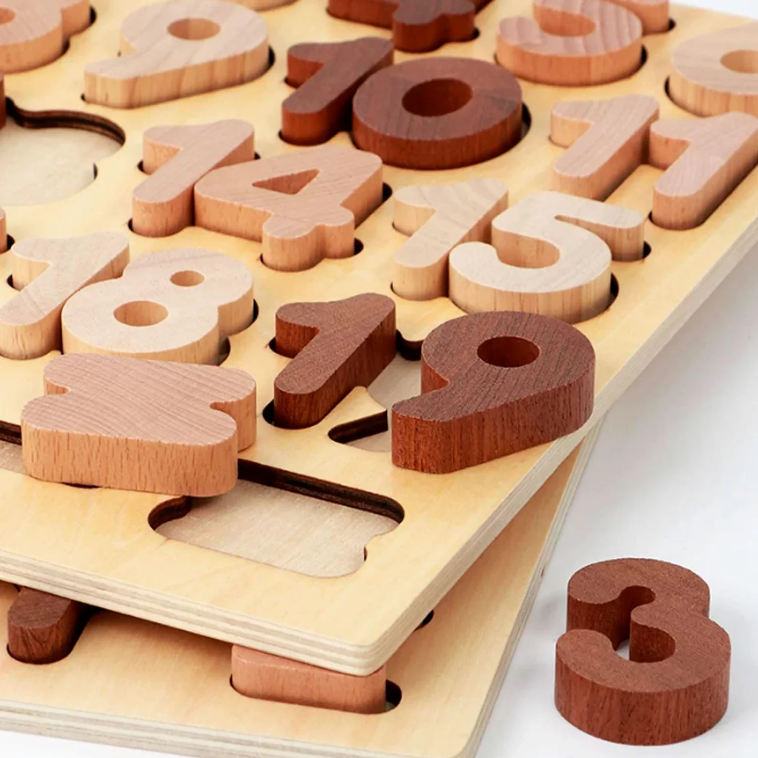 Puzzle in Legno Montessori con Alfabeto e Numeri | Sorter di forme di lettere e numeri in legno multi-tono naturale maiuscole e minuscole ABC 0-20