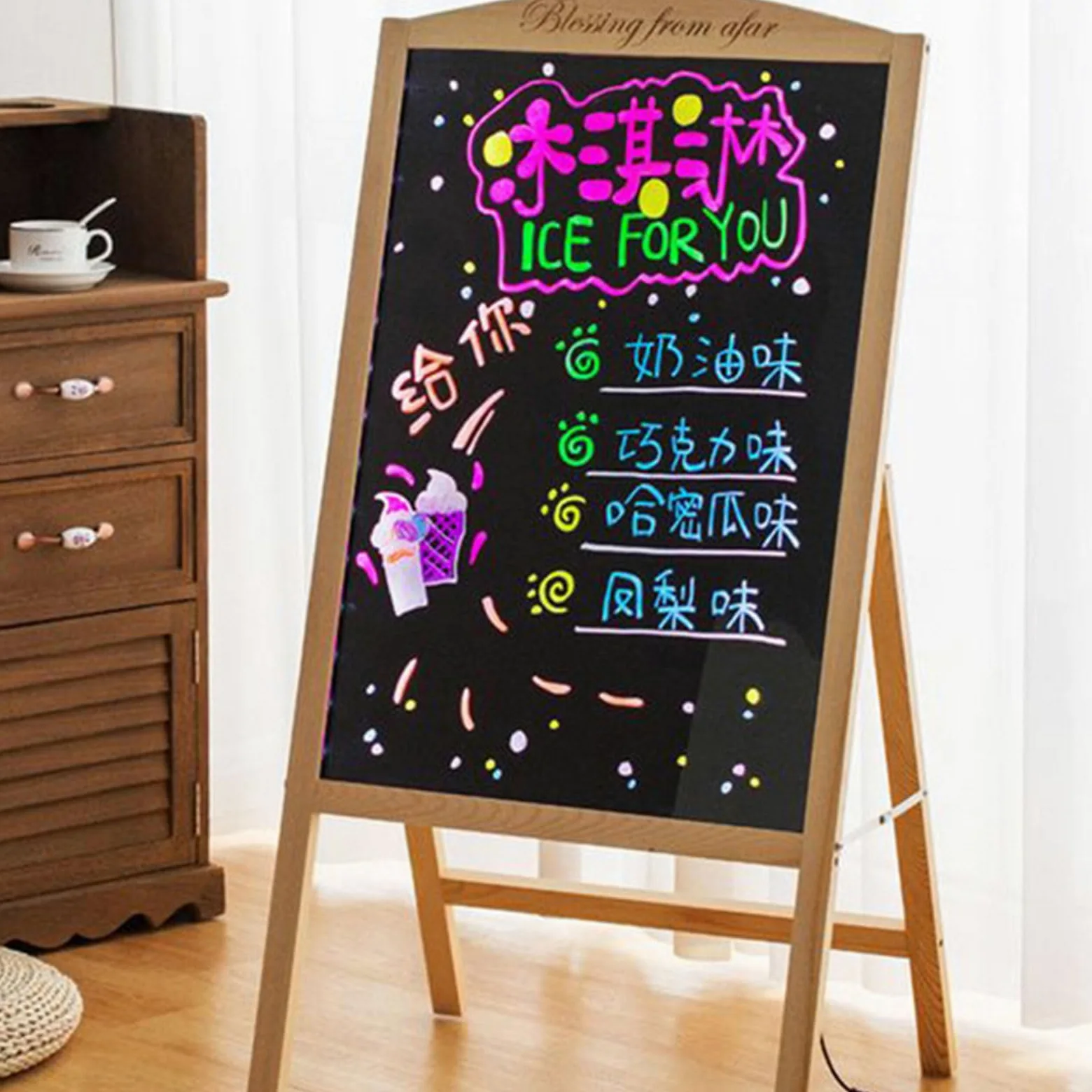 Set 8 pennarelli fluorescenti cancellabili a gesso solubile in acqua per scrivere disegni lavagna in vetro, set pennarelli cancellabili a LED in acrilico