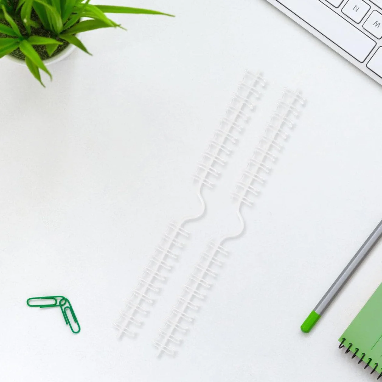 Zerodeko Anelli in metallo con rilegatura a spirale per calendari orizzontali accessori da appendere bianchi e versatili per uffici
