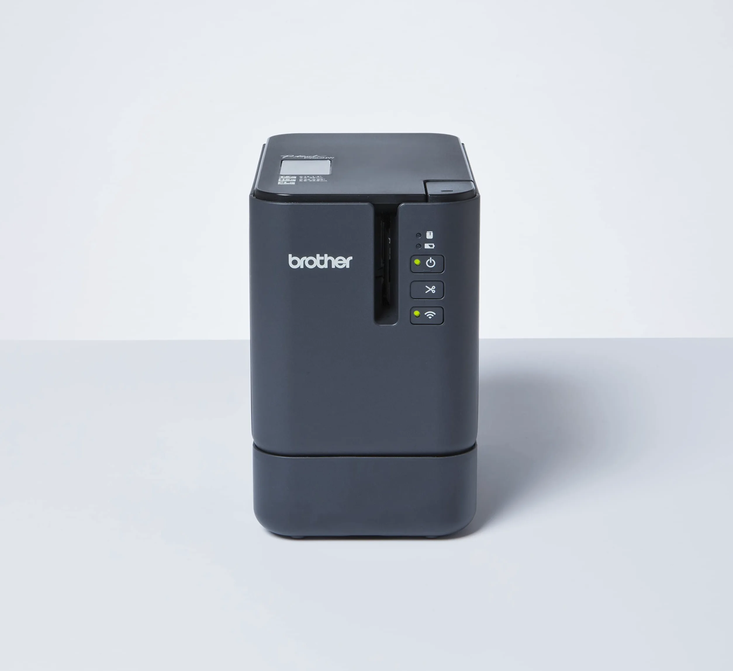 Brother PT-P900Wc | Stampante per etichette | Bianco e nero | Trasferimento termico | WiFi e USB, Compact