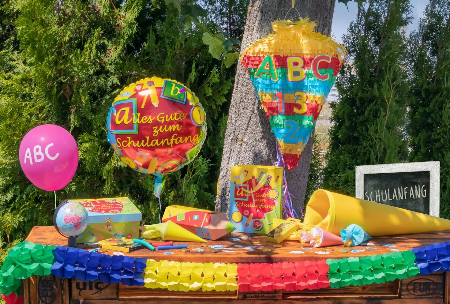 Idena Cono scuola Pinata 55 x 37,5 x 14 cm
