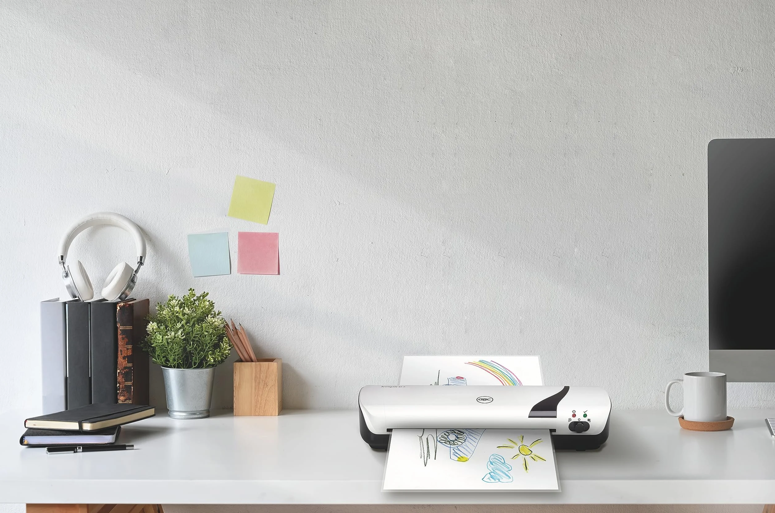 GBC Inspire+/Rexel Style 2104511 - Laminatrice A4, con 5 buste per plastificazione a freddo e termica, formato A4, tempo di riscaldamento rapido di 4 minuti, ideale per casa e ufficio, colore: bianco