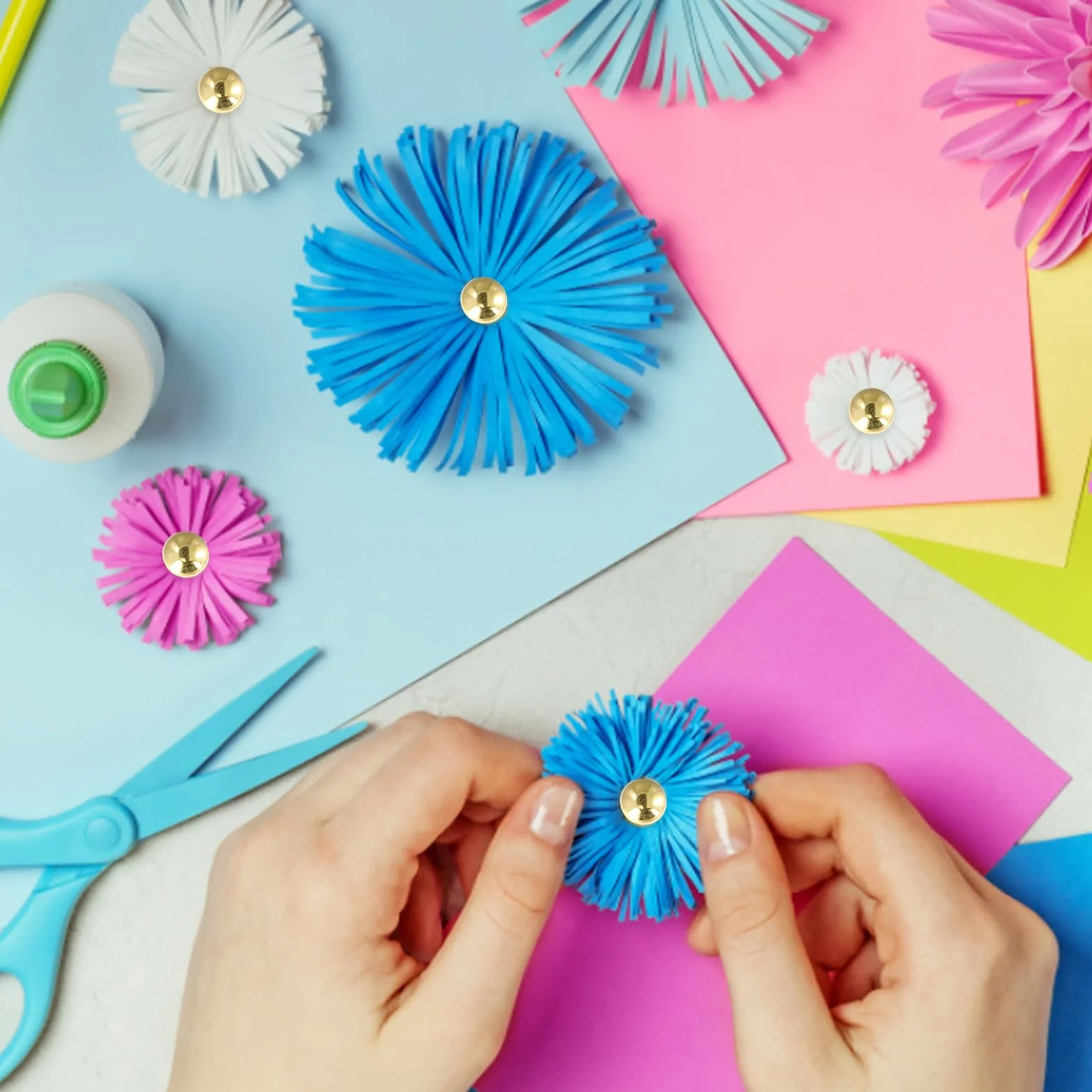 Fermacampioni Scrapbooking 300 Pezzi Mini Brads Rotondi Metallo per Carta DIY