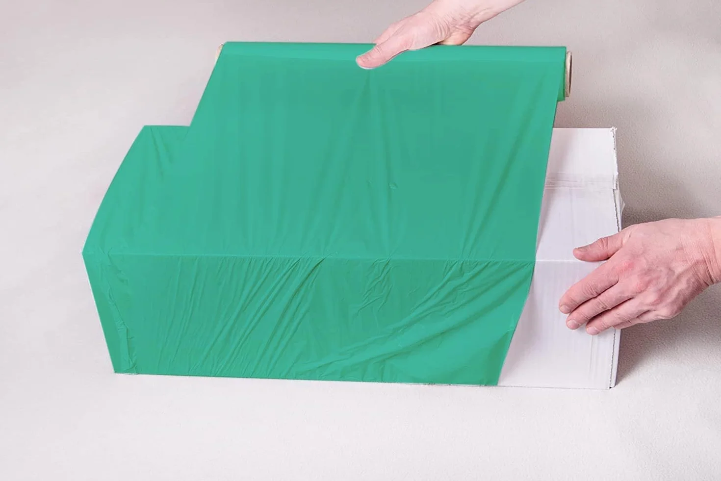 OFITURIA Pellicola per imballaggio 50 cm di larghezza e stirabile fino a 300 metri di lunghezza – Rotolo di pellicola elastica manuale per imballaggio industriale (Verde, 2)