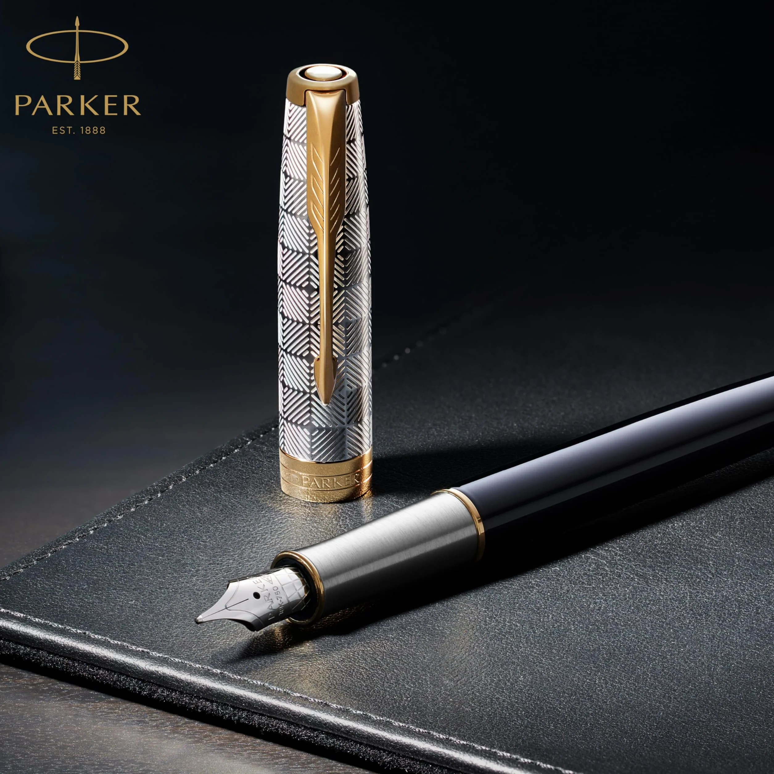 Parker Sonnet penna stilografica nero opaco finiture oro pennino sottile Confezione regalo