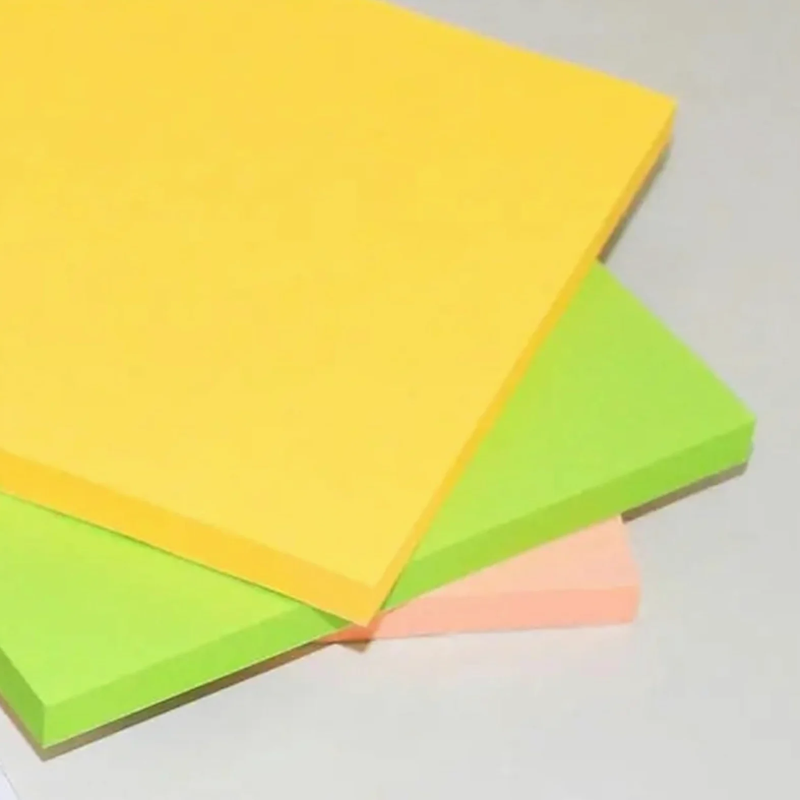 Foglietti adesivi, 8 pezzi, 7,6 x 7,6 cm, colori vivaci, autoadesivi, facili da pubblicare per notebook