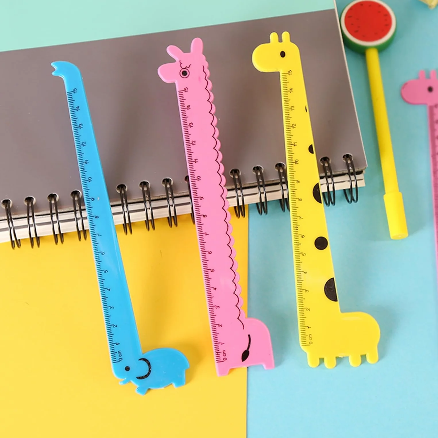 Zestaw 20 righelli a forma di giraffa 15 cm plastica per bambini