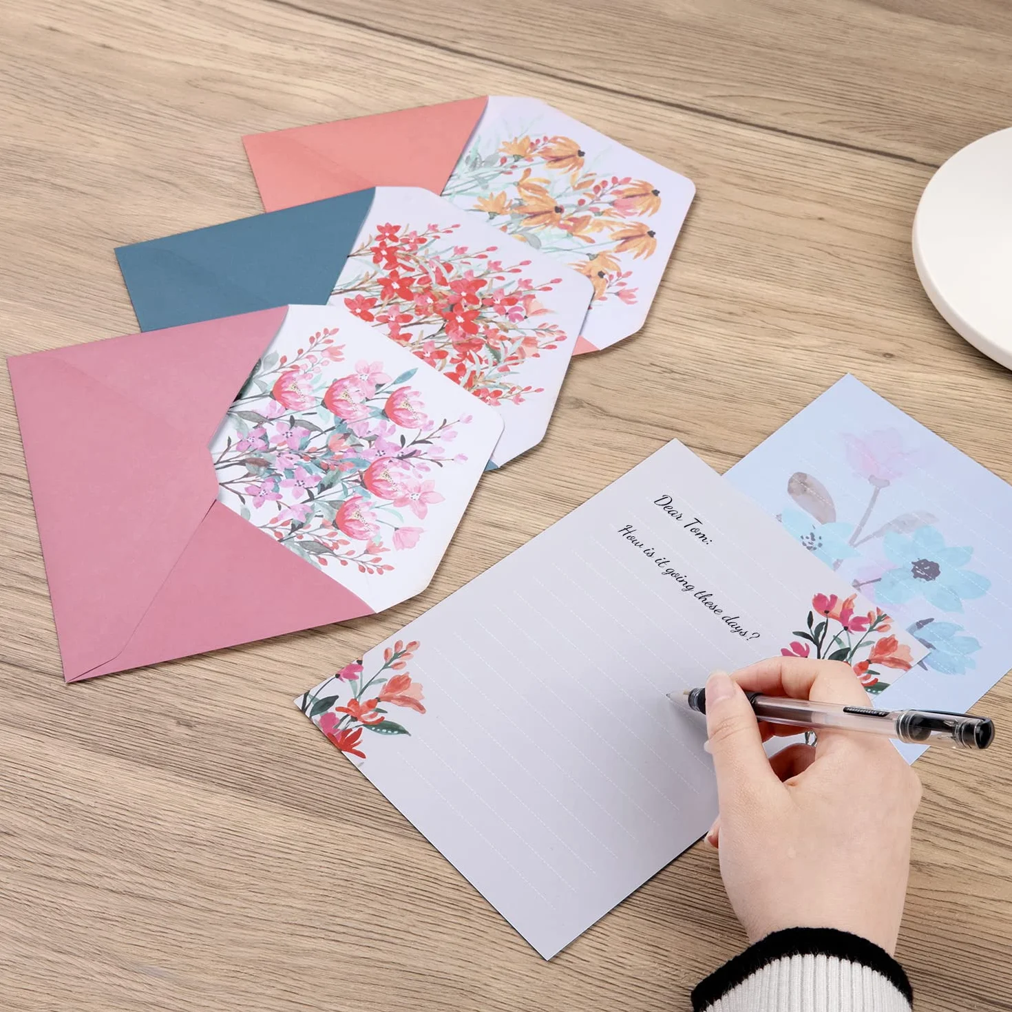 BBLIKE Set di Carta da Lettere e Buste, 24 Pz Carta da Lettera Motivi Floreale, 12 Buste Creativo