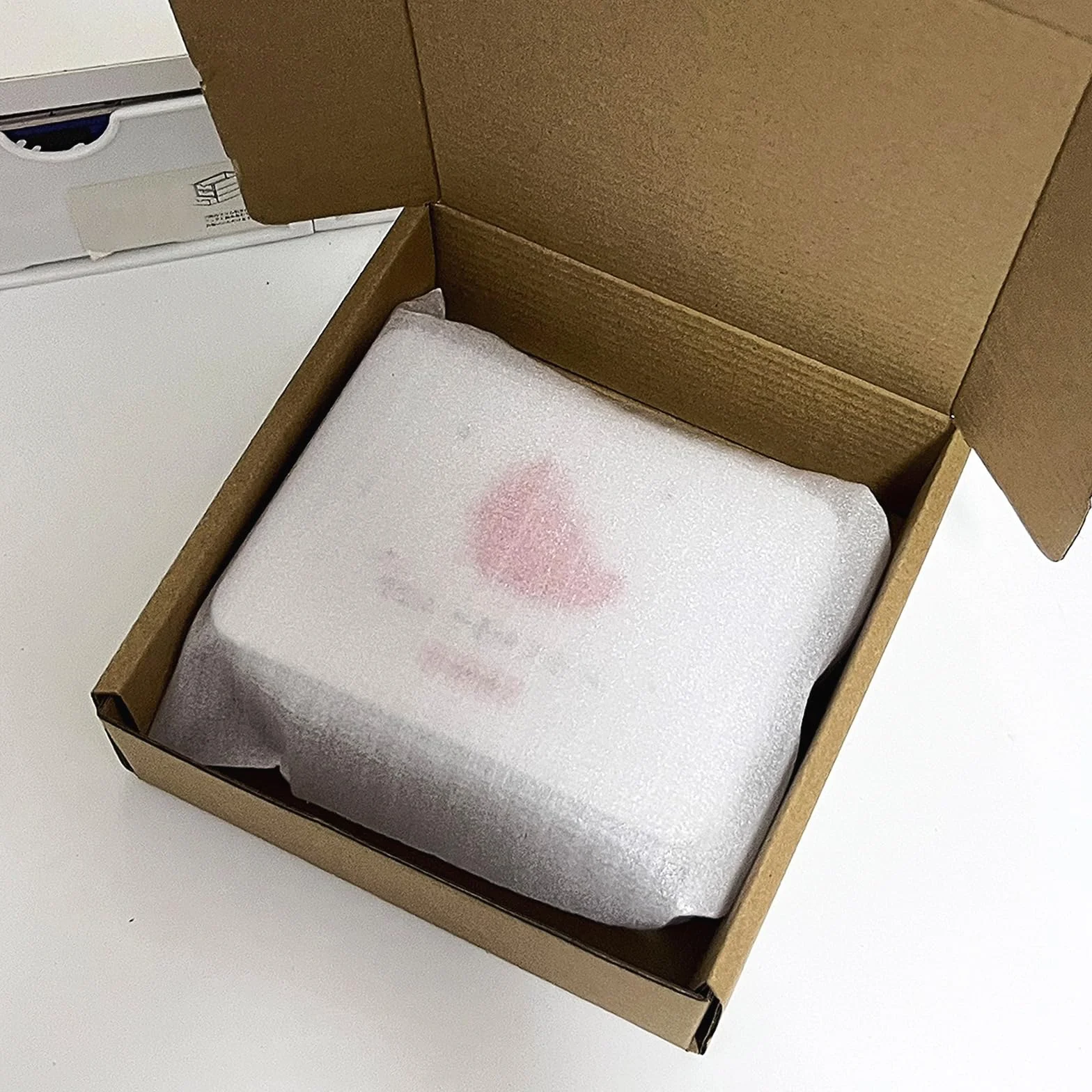 100 pezzi Pluriboll per Imballaggio Fogli in schiuma Espanso Imballaggio, Trasloco, Protezione Fragile Vetro, Porcellane, Stoviglie ecc, 30 x 30 cm