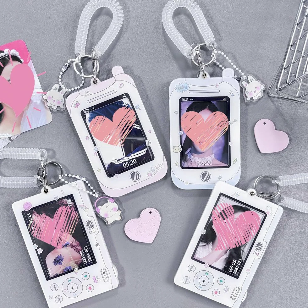 4 porta badge per foto, 7,6 cm, porta carte d'identità, portachiavi protettivi, grazioso portachiavi con ciondolo decorativo a forma di cartone animato, con spirale da polso, Rosa, blu, verde