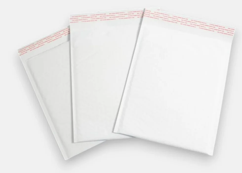 Bubble Mailers - Confezione da 100 buste in carta a bolle d'aria, autosigillanti, imbottite per spedizioni, spedizioni, spedizioni e imballaggi (bianco, 260 x 350 mm)